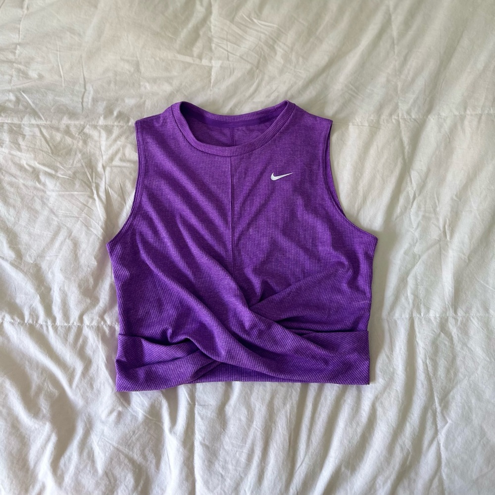 Nike Women's Purple Ribbed Tank Top